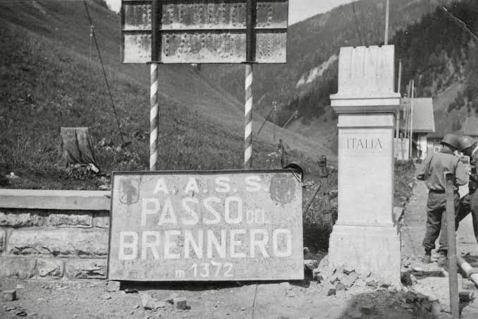 4 de Outubro de 1940: Encontro no Passo de Brenner 